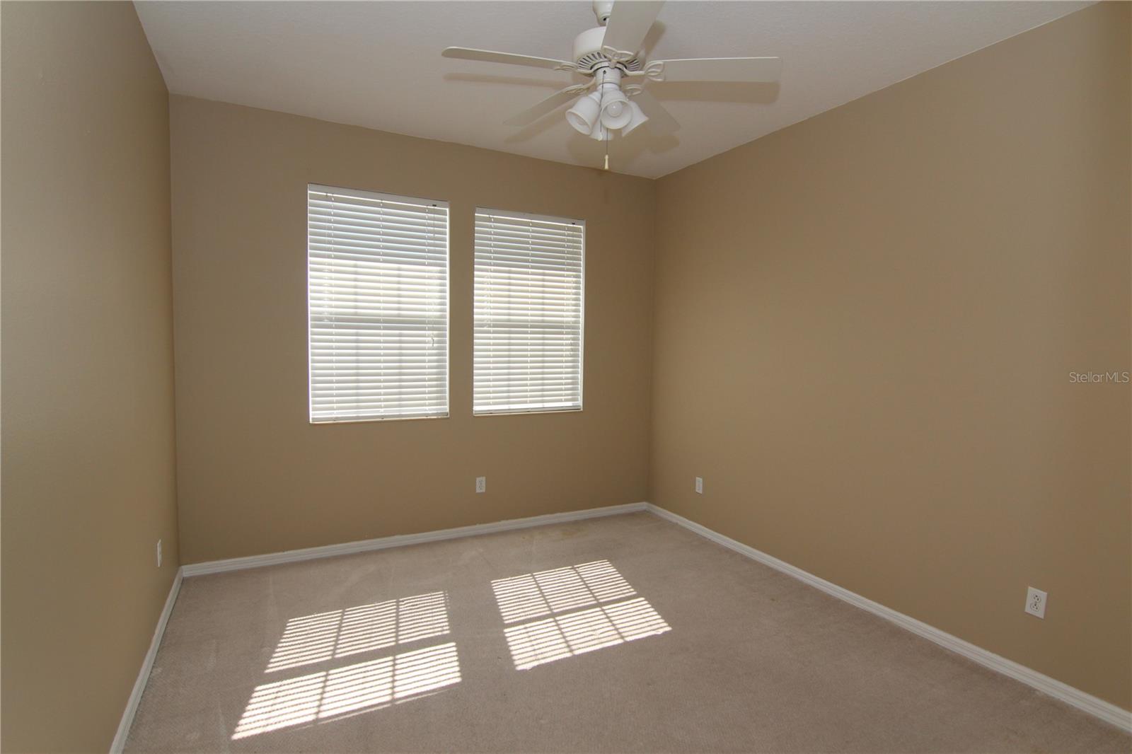 Photo 17 of 19 of 1372 GLENLEIGH DRIVE townhome