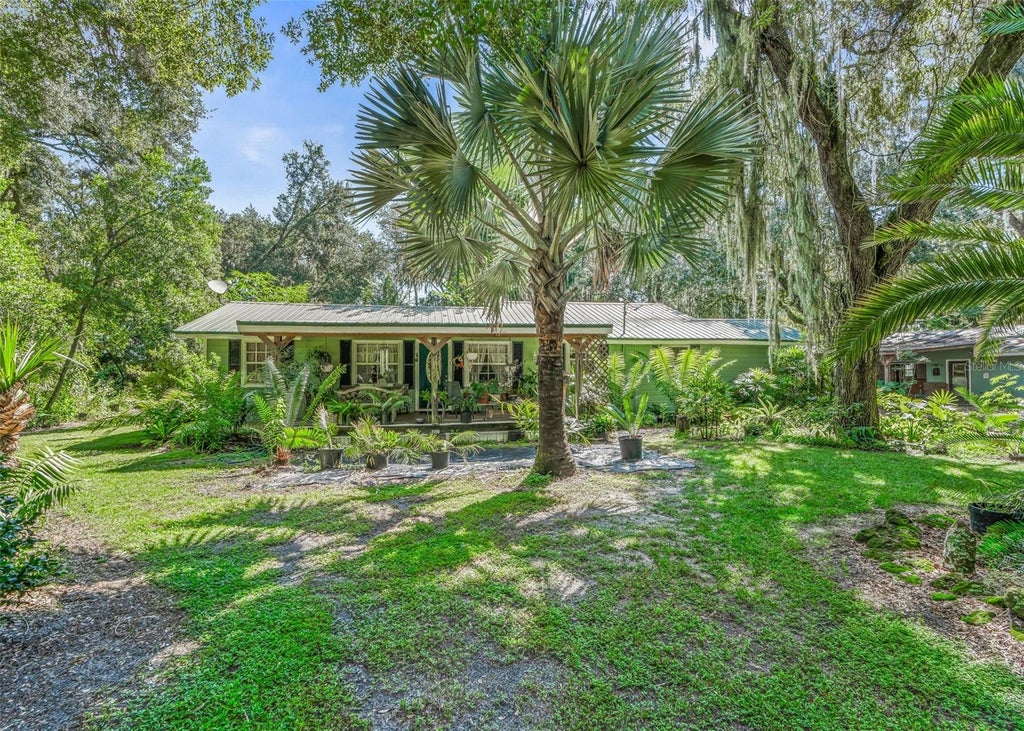 Photo of 1295 N Us 301, Summerville, FL 33585 (MLS # G5117665)