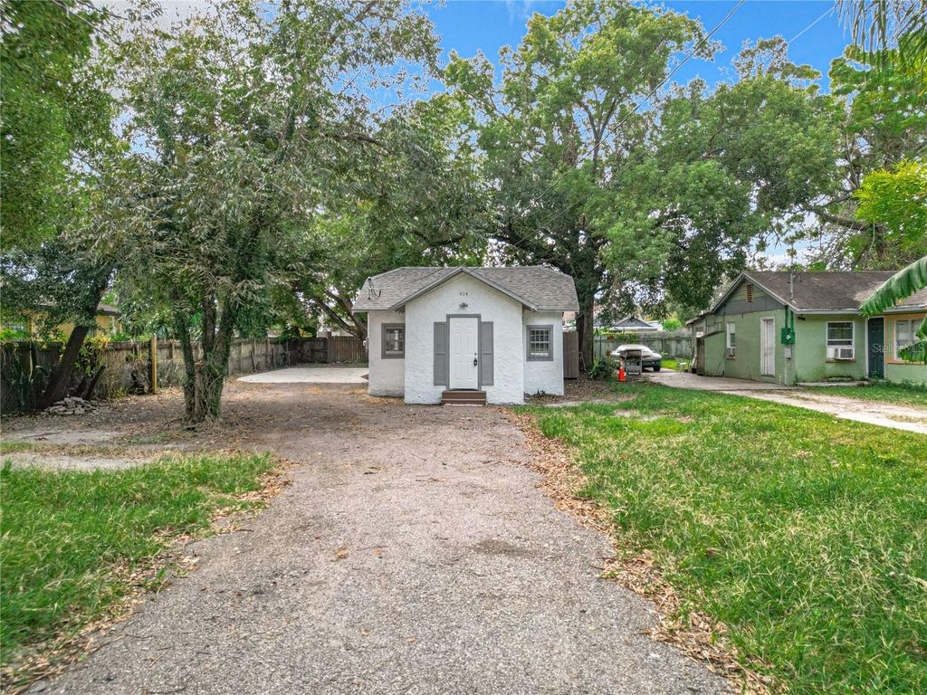 Photo of 914 26th Street, Orlando, FL 32805 (MLS # A4686021)