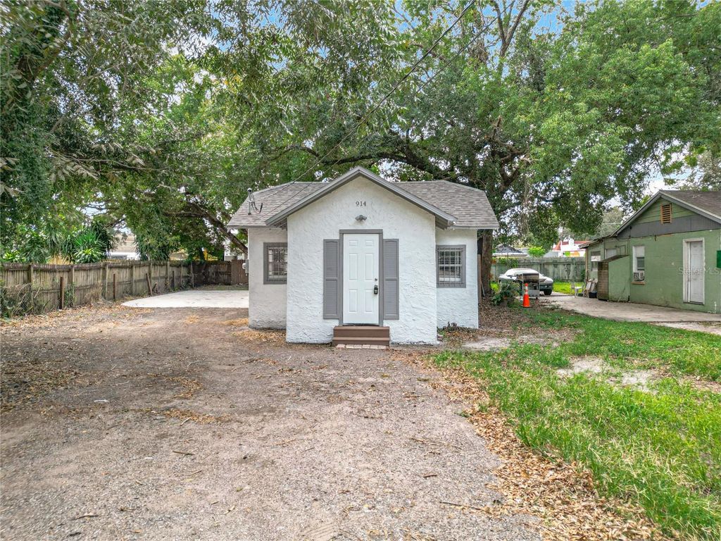 Photo of 914 26th Street, Orlando, FL 32805 (MLS # A4686021)