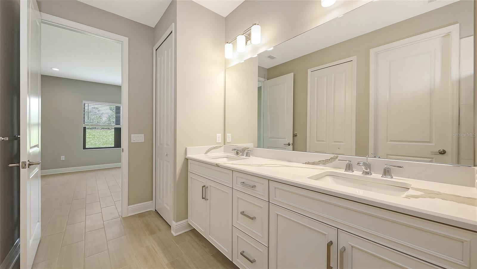 PALM GROVE AT LAKEWOOD RANCH - Residential