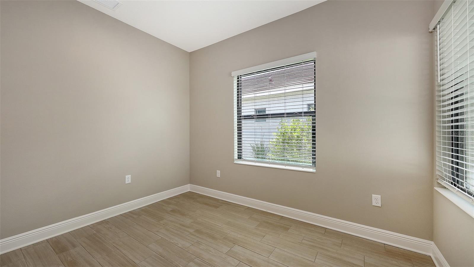 2150 BAMBOO PALM COVE