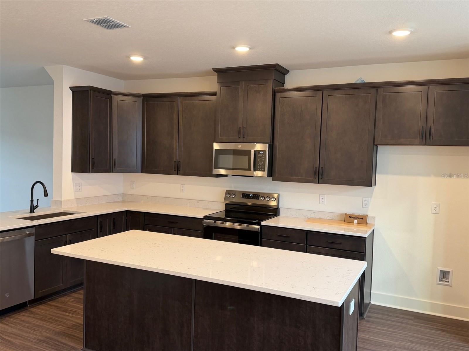 PARKVIEW AT HAMLIN - Residential