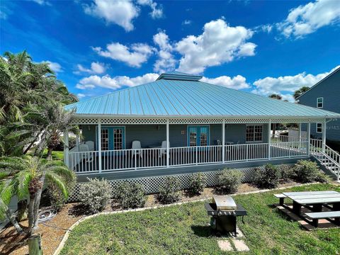 A home in PORT CHARLOTTE