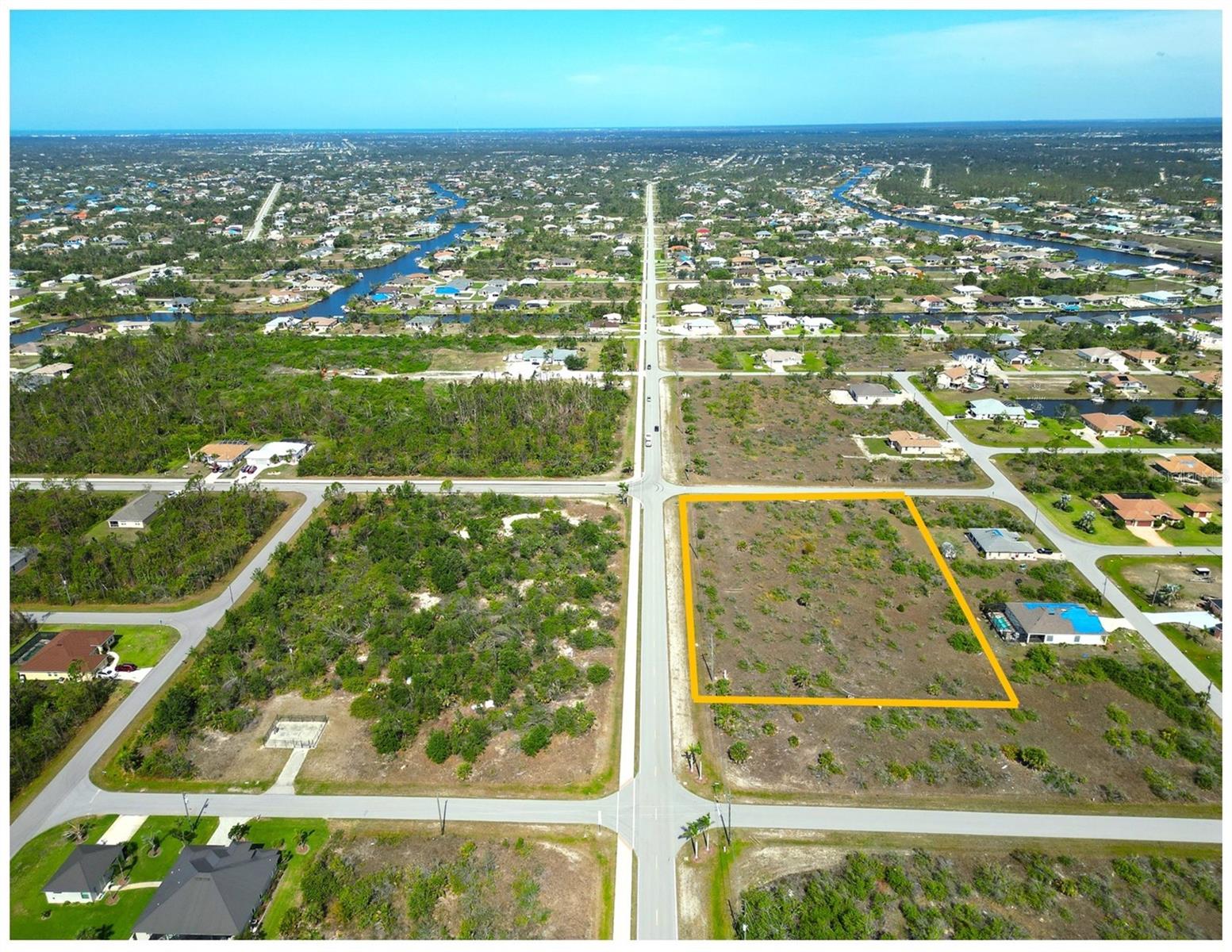 PORT CHARLOTTE SEC 081 - Land