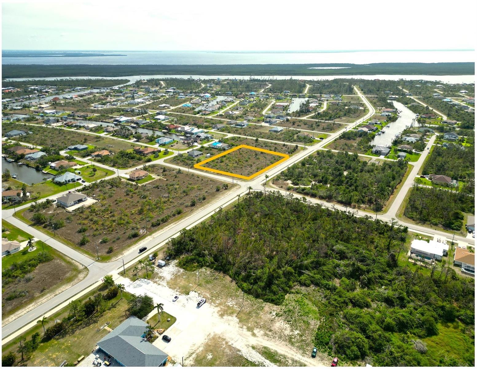 PORT CHARLOTTE SEC 081 - Land