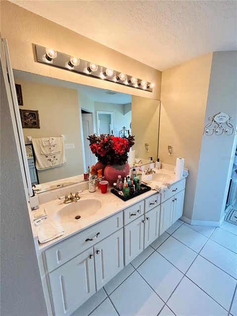 Tiny photo for 13620 SW 48th Court, Ocala, FL 34473 (MLS # O6406136)