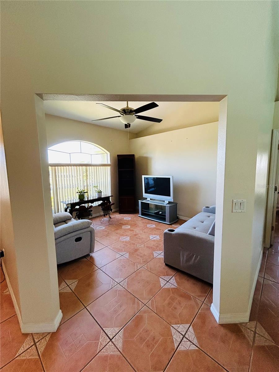 MARION OAKS UN 01 - Residential