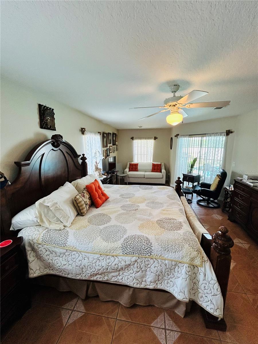 MARION OAKS UN 01 - Residential