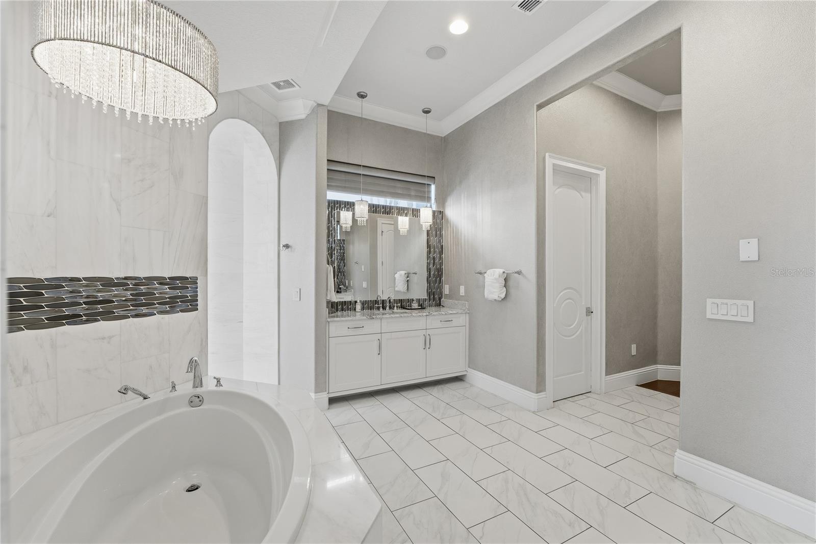 REUNION WEST VLGS NORTH - Residential