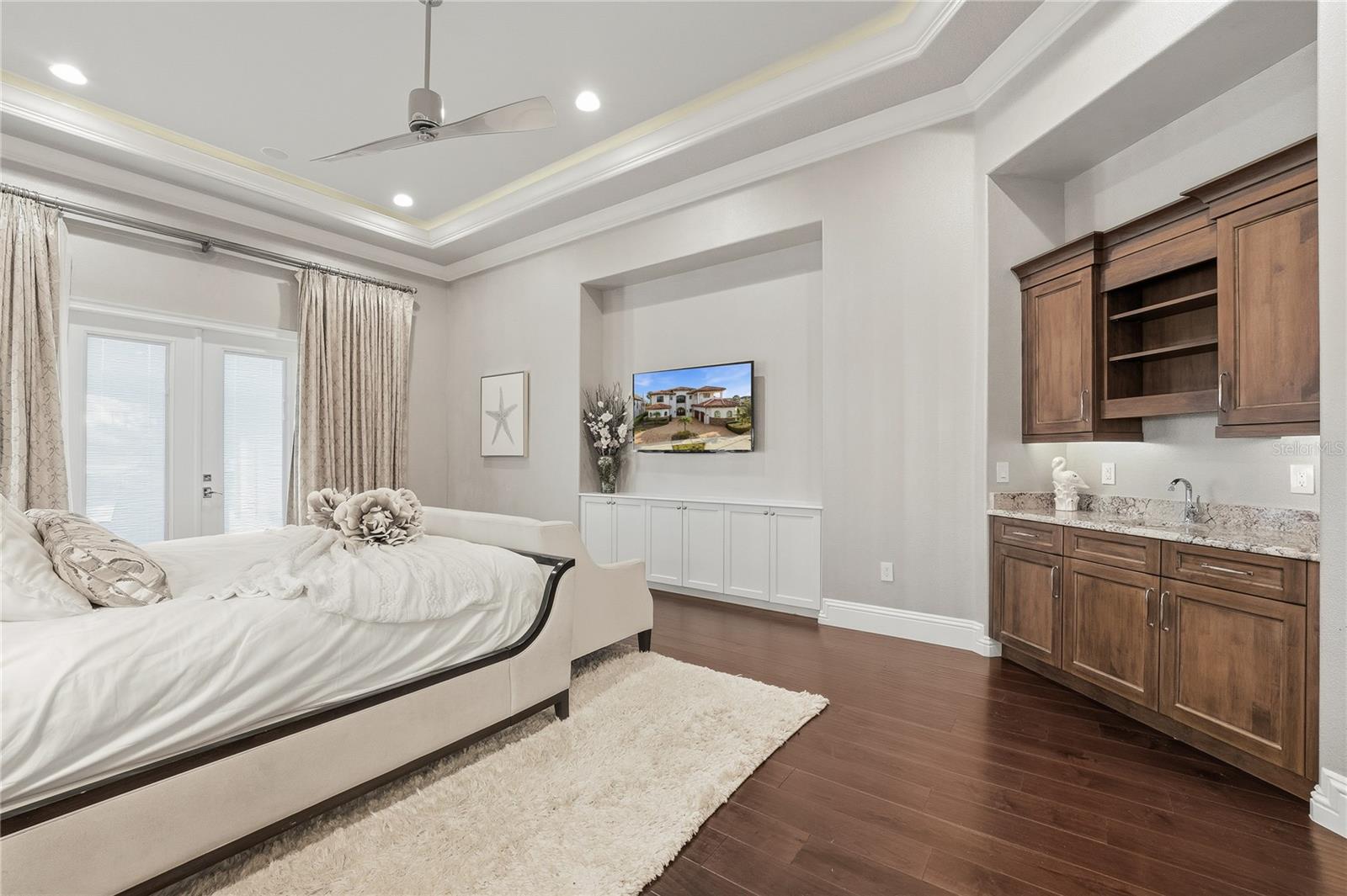 REUNION WEST VLGS NORTH - Residential