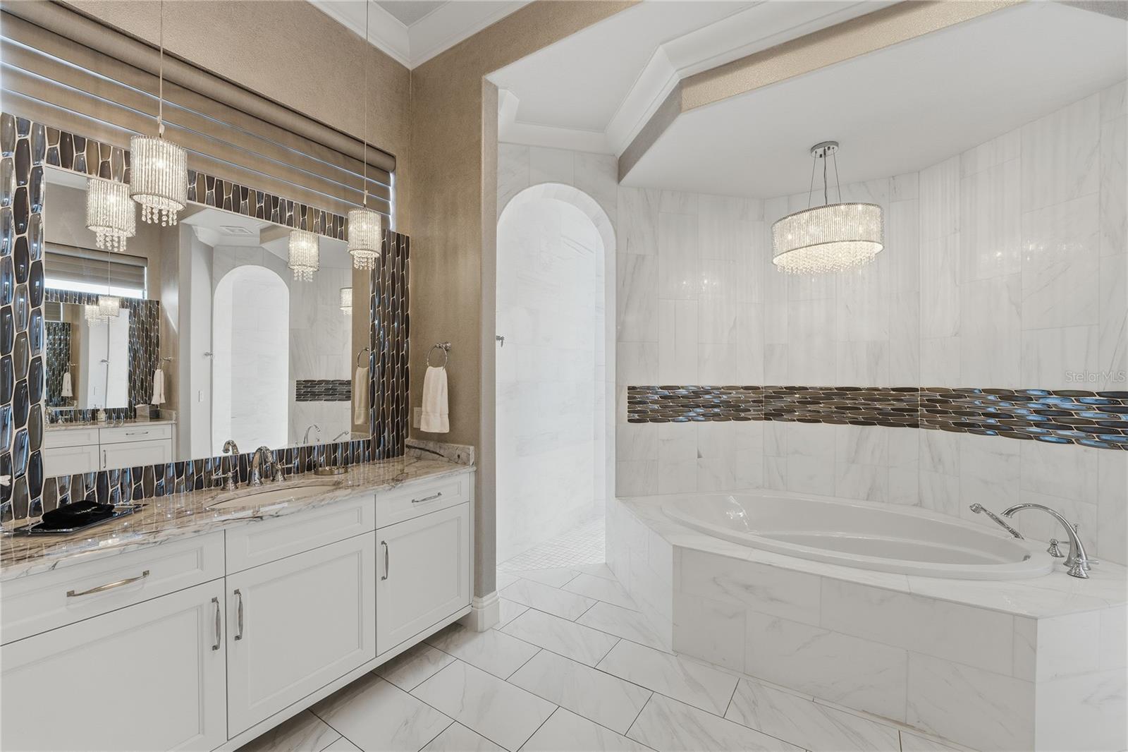 REUNION WEST VLGS NORTH - Residential