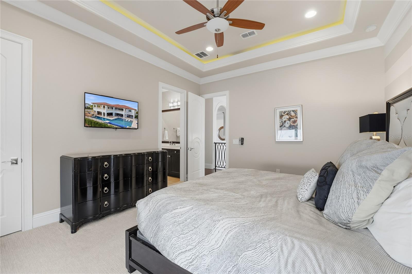 REUNION WEST VLGS NORTH - Residential