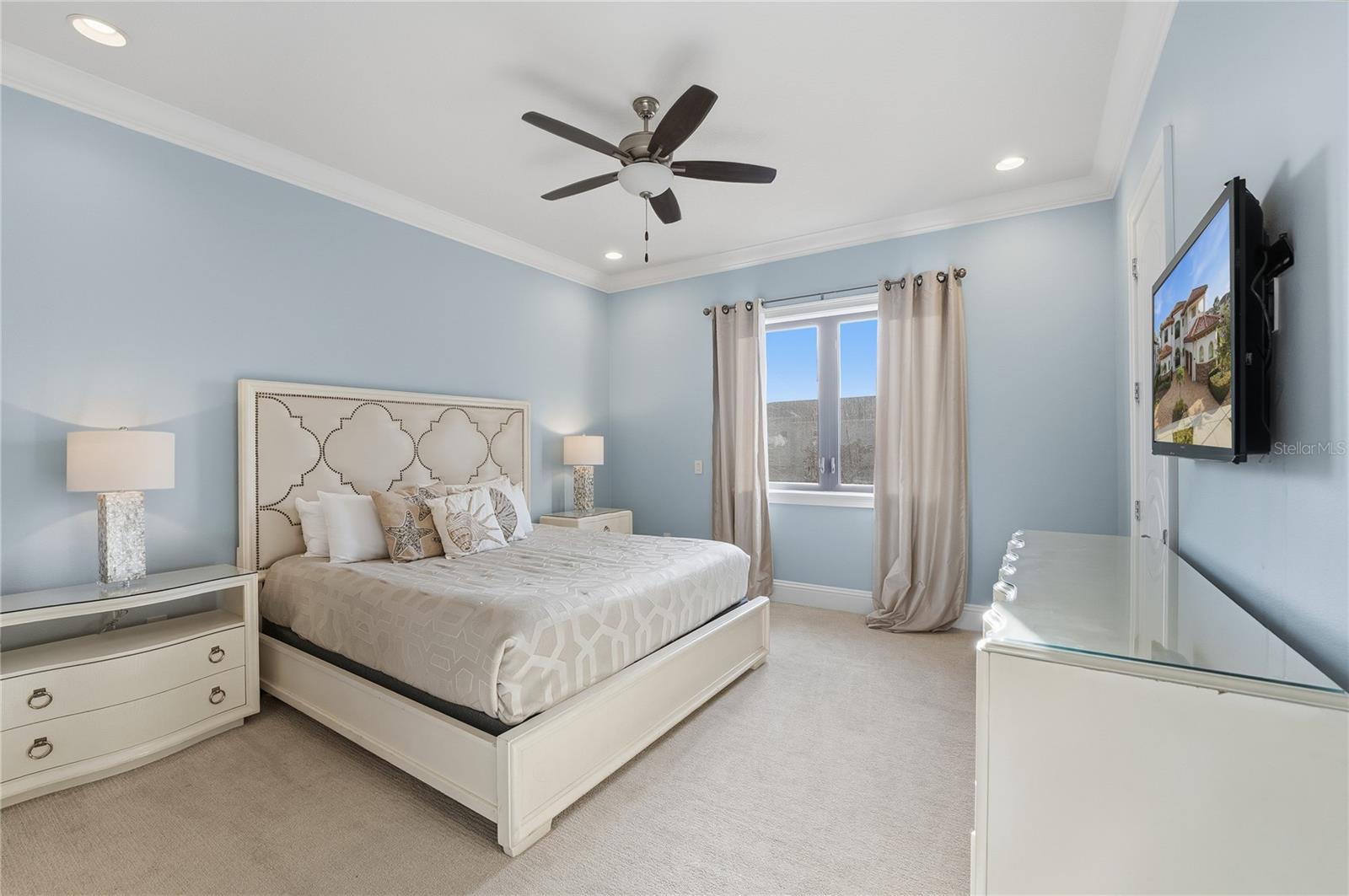 REUNION WEST VLGS NORTH - Residential