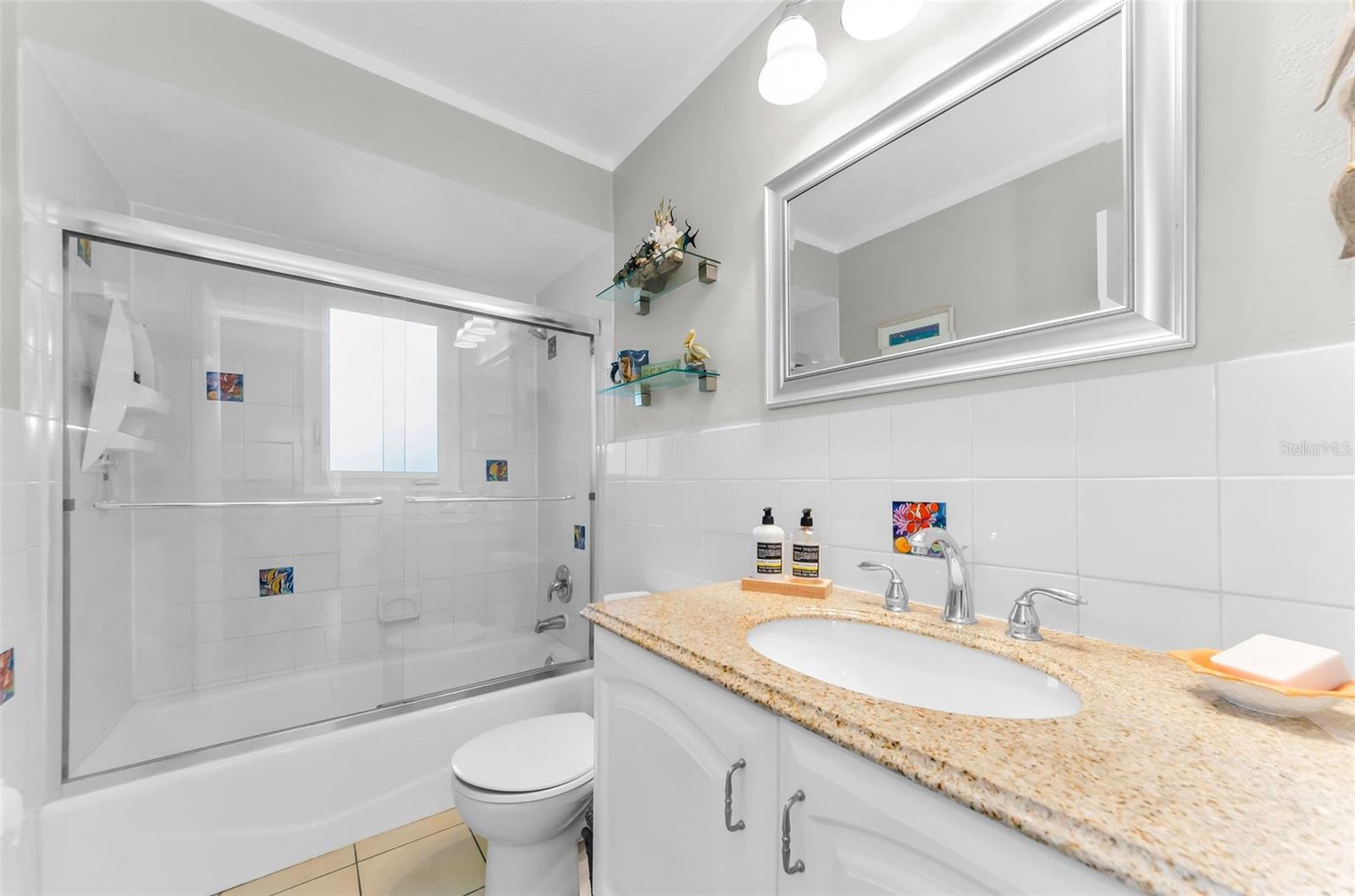 YOUNGS SUB DE LUXE - Residential