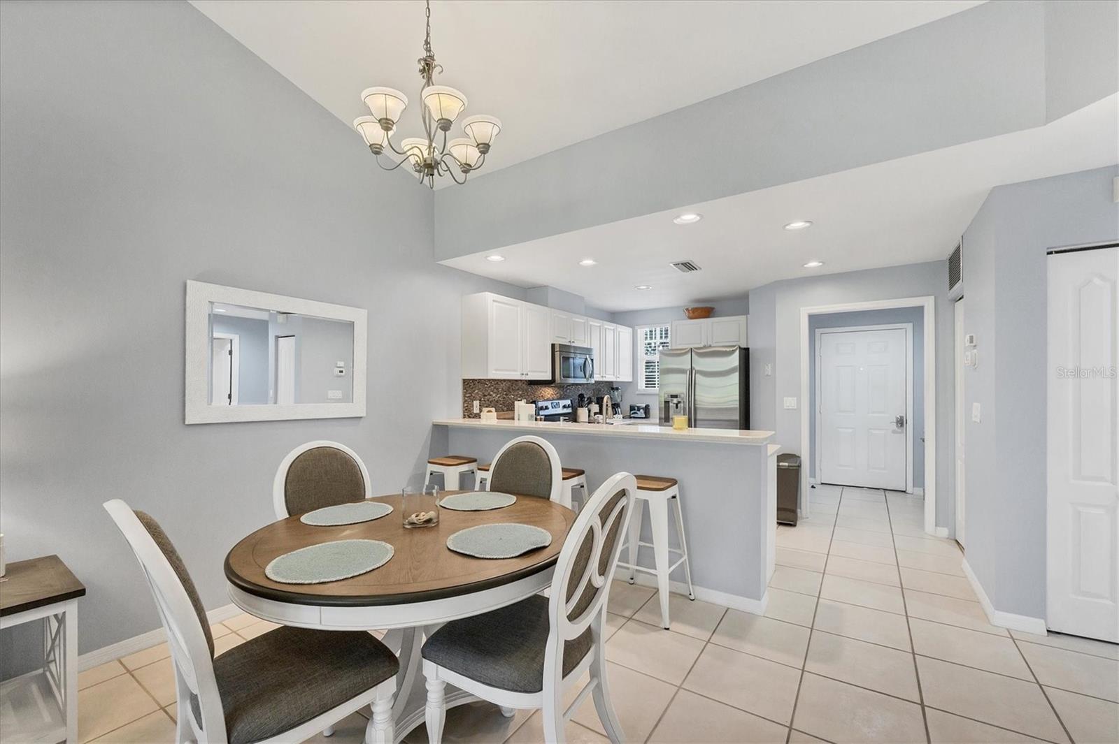 BOLLETTIERI RESORT VILLAS IV - Residential Lease