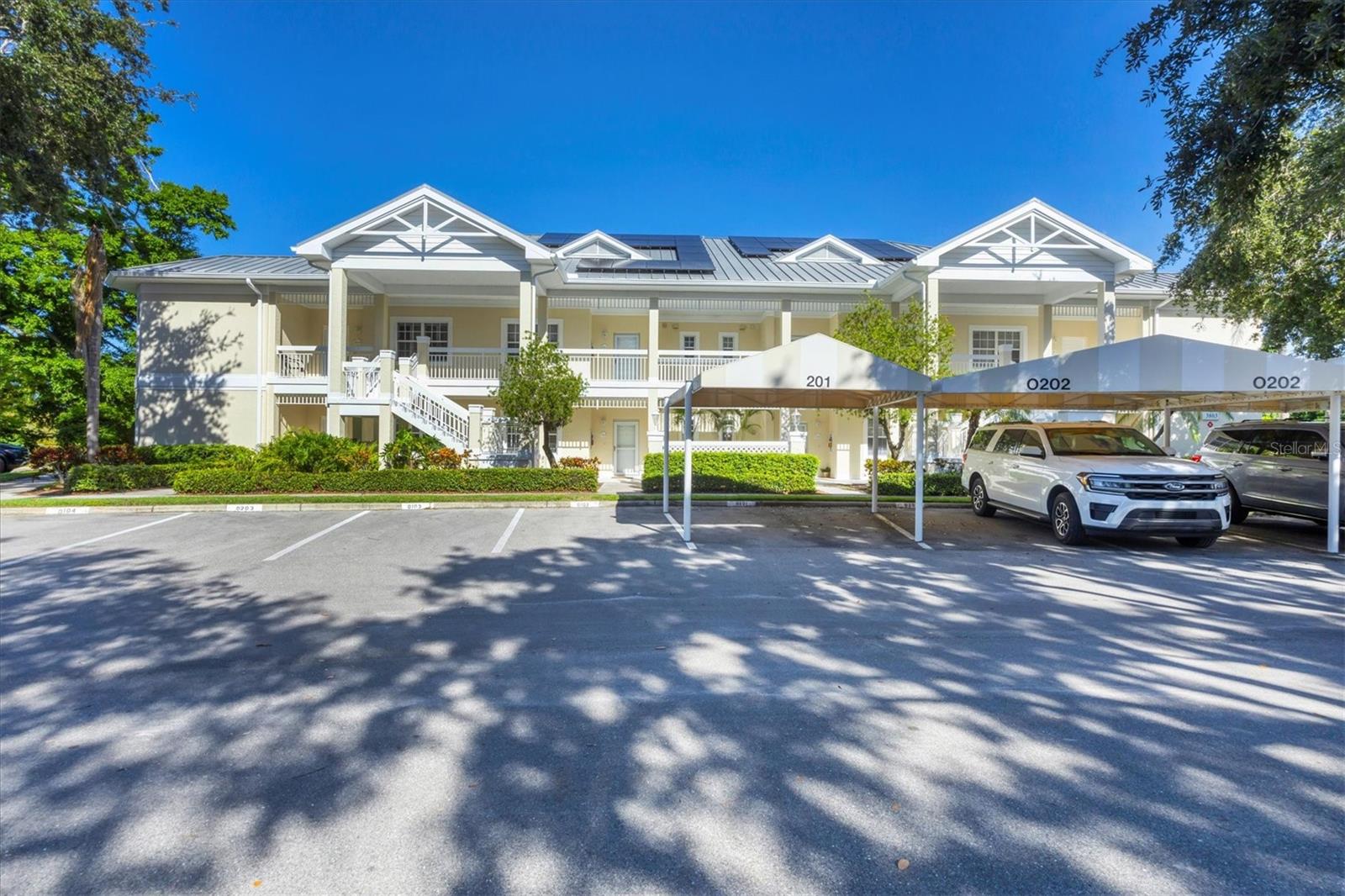 BOLLETTIERI RESORT VILLAS IV - Residential Lease