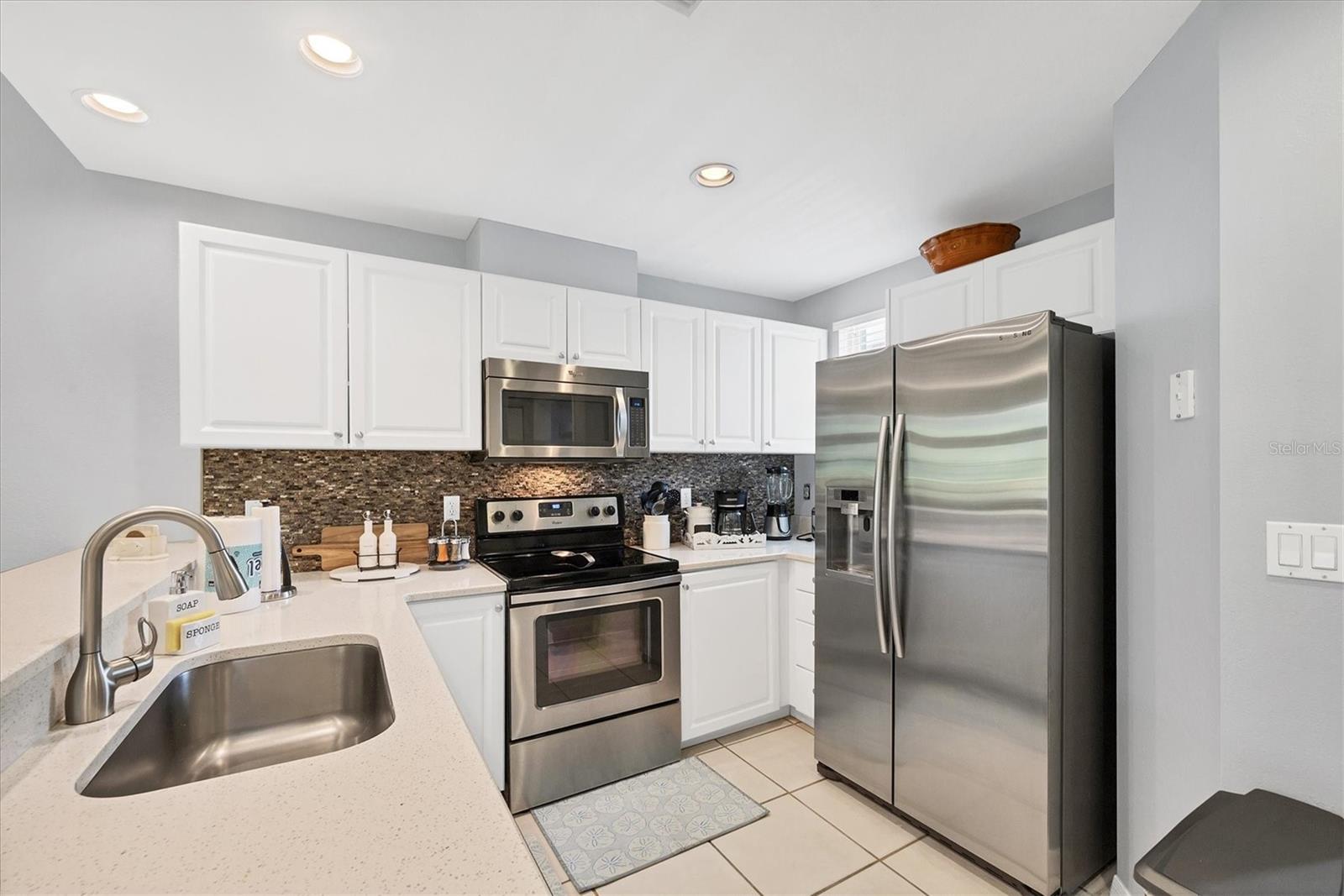 BOLLETTIERI RESORT VILLAS IV - Residential Lease