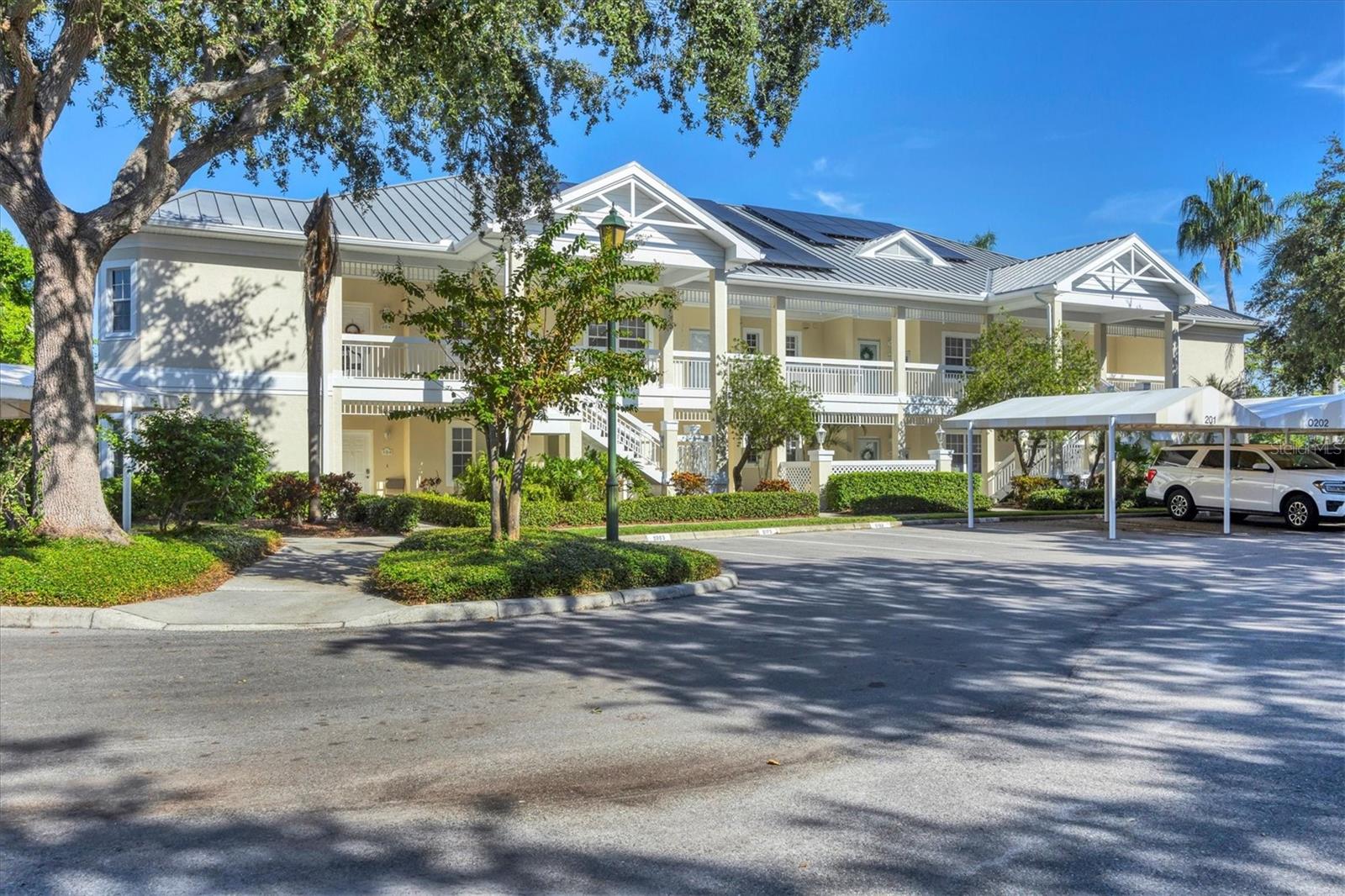 BOLLETTIERI RESORT VILLAS IV - Residential Lease