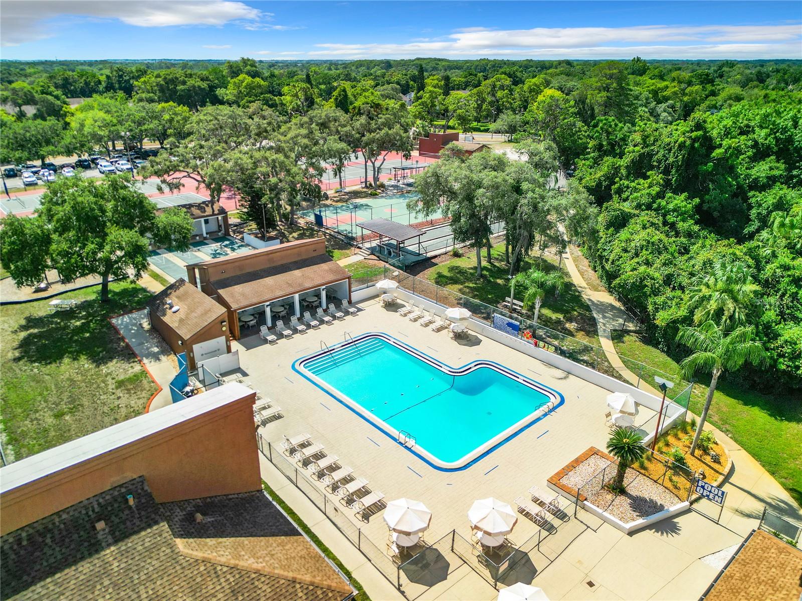 BEACON WOODS VILLAGE - Residential