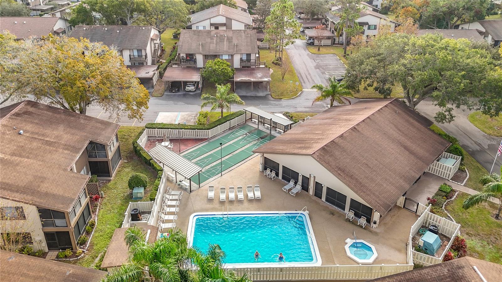 BEACON WOODS VILLAGE - Residential