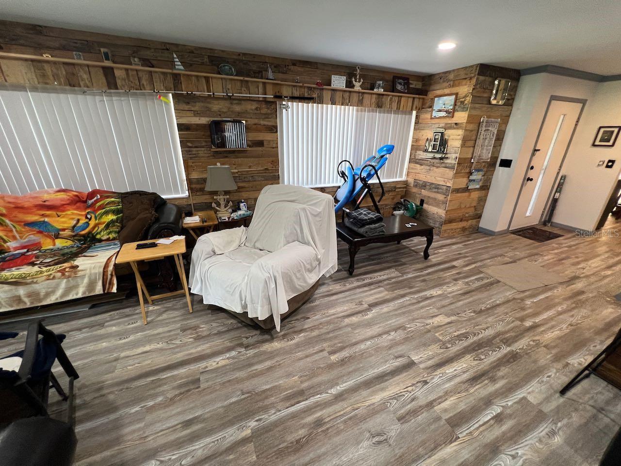 BEACON WOODS VILLAGE - Residential