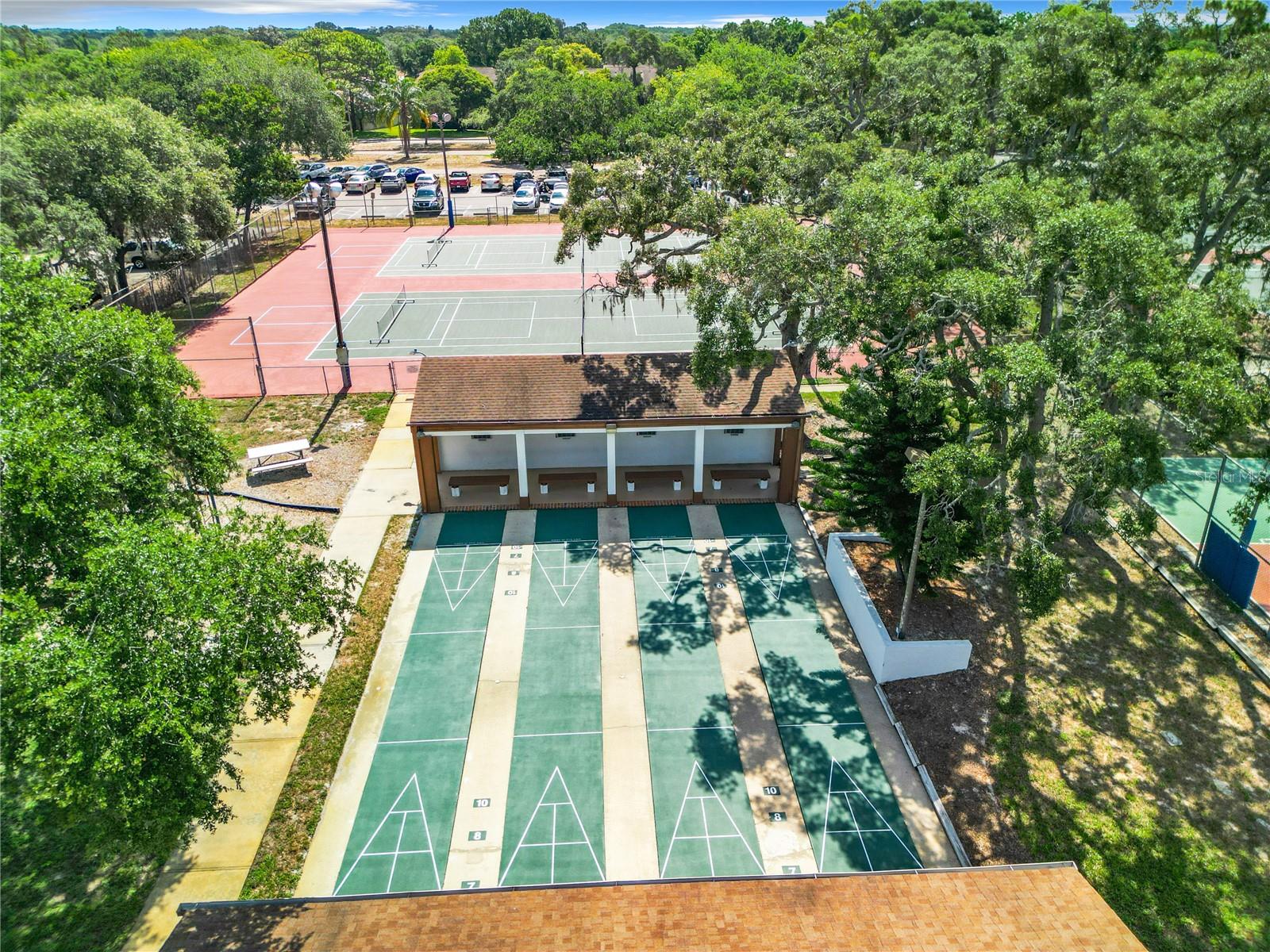 BEACON WOODS VILLAGE - Residential