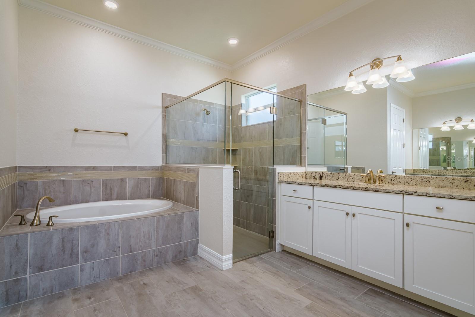 ARBOR GRANDE - Residential Lease