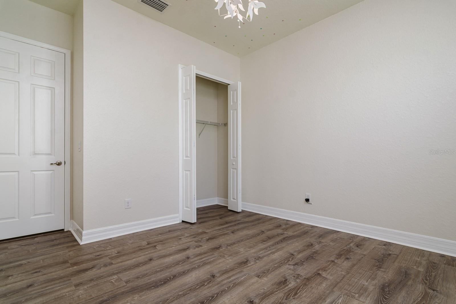 ARBOR GRANDE - Residential Lease