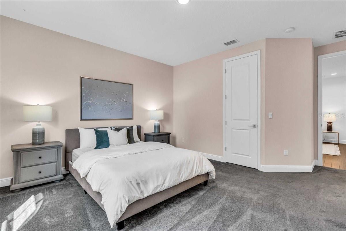 MADIGAN PARK SUB - Residential Lease