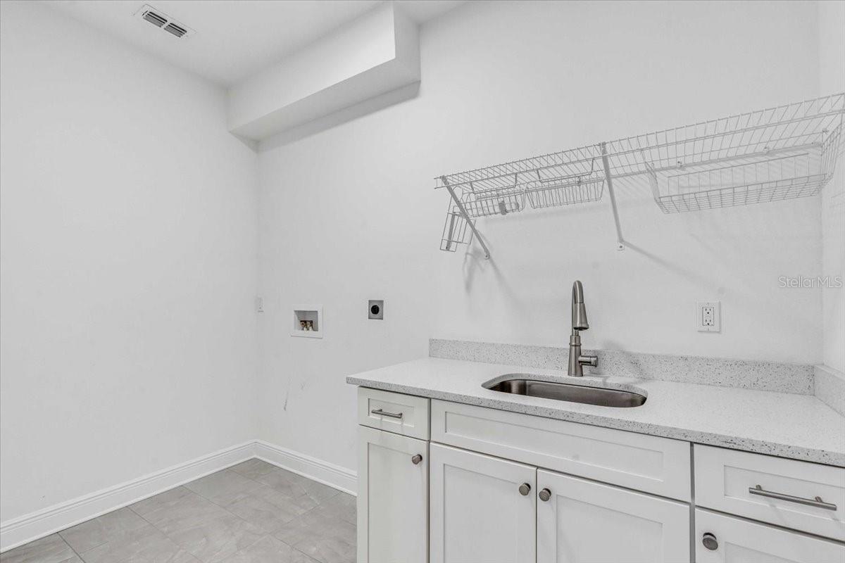 MADIGAN PARK SUB - Residential Lease