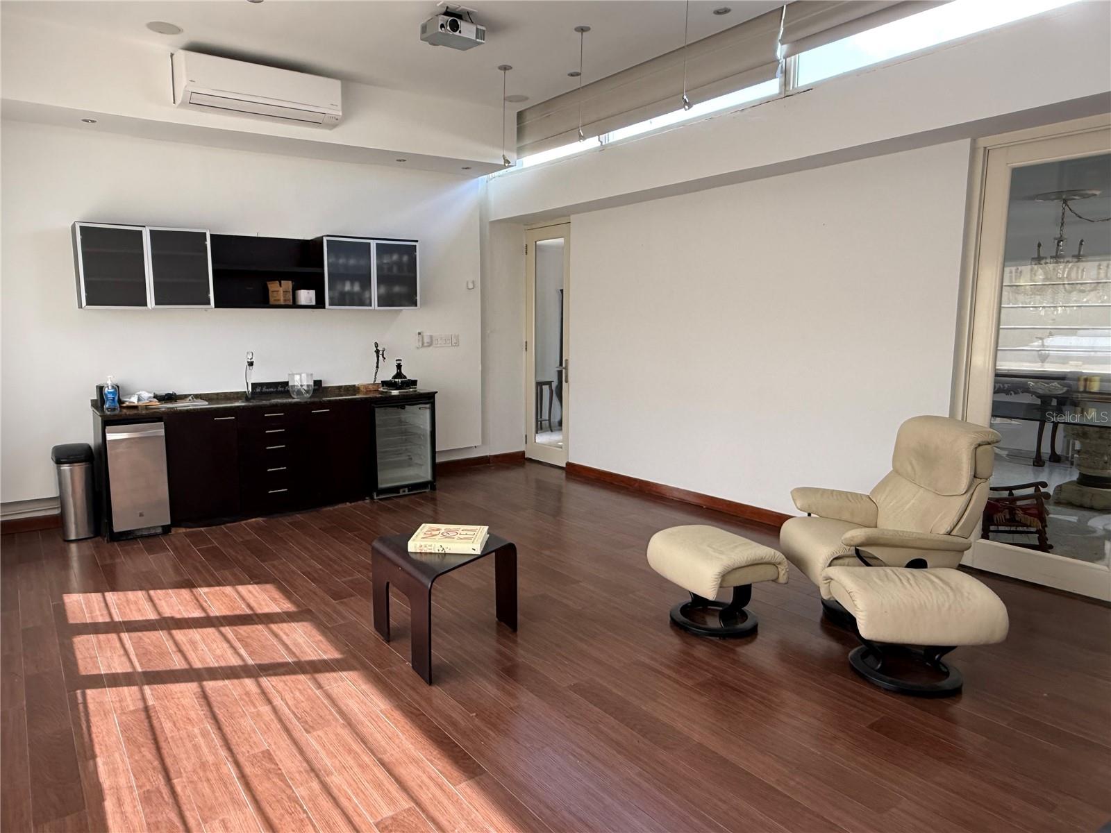 GARDEN HILLS DEVELOPMENT - Residential