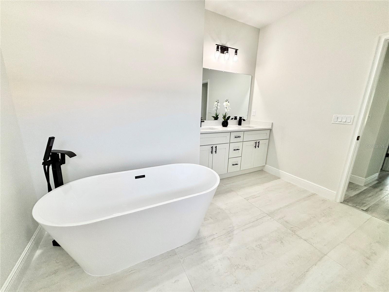 MARION OAKS UN 01 - Residential