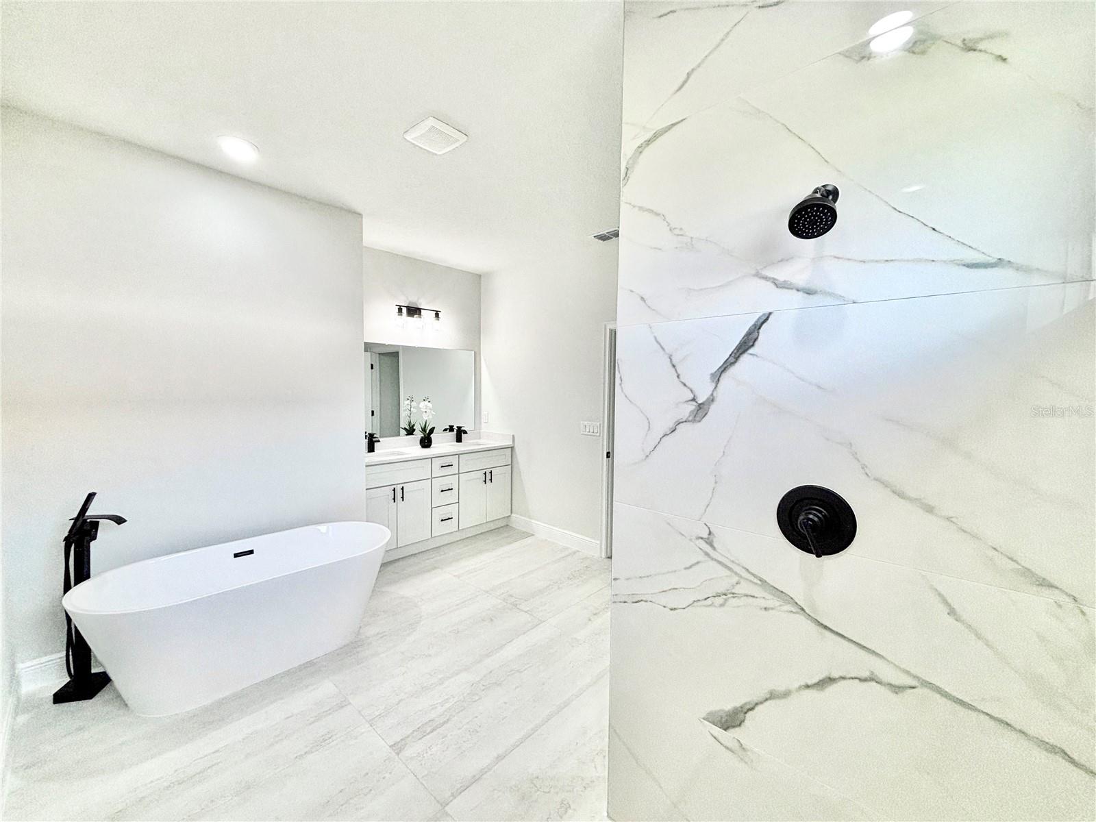 MARION OAKS UN 01 - Residential