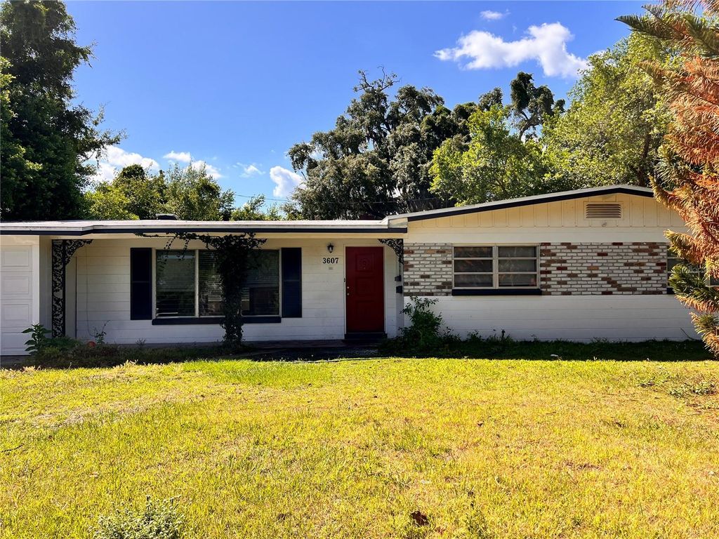 Photo of 3607 Squire Lane, Orlando, FL 32806 (MLS # O6404915)