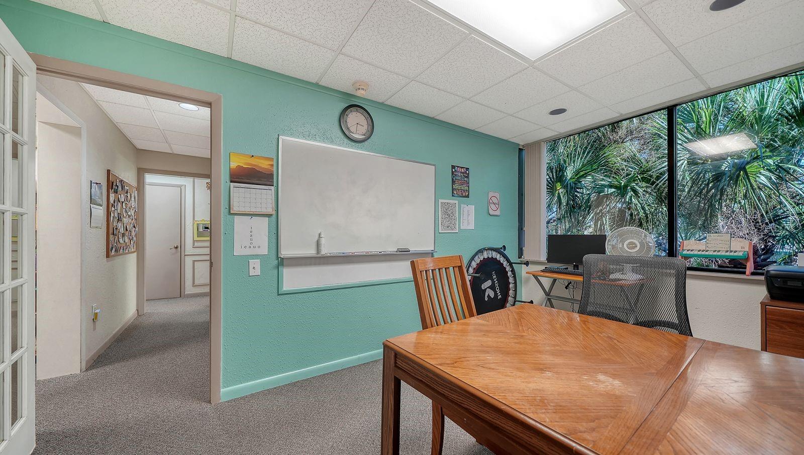 SEVEN VISTAS OFFICE PARK - Commercial Sale