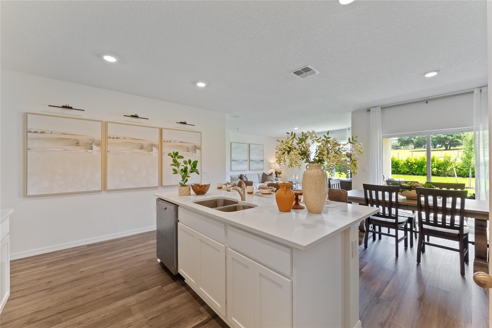 DELTONA LAKES UNIT 32 - Residential