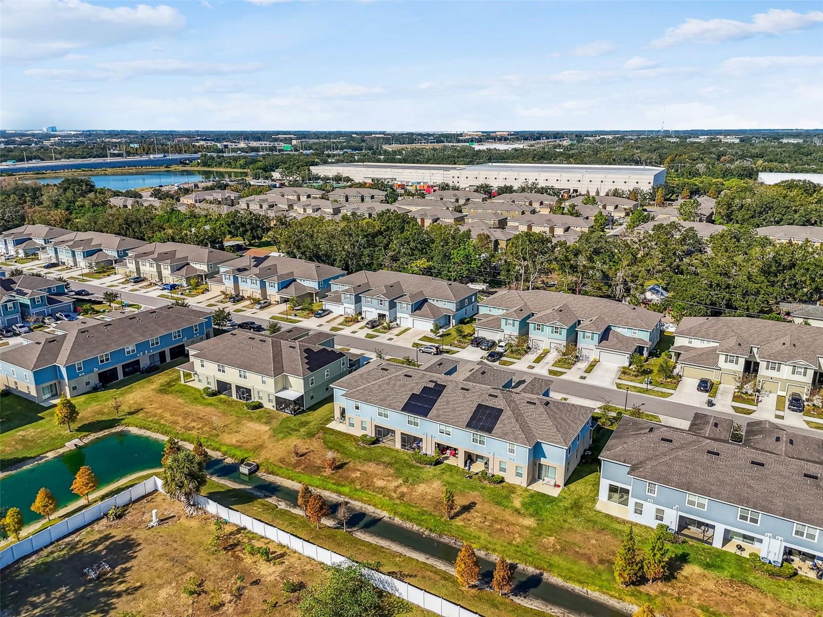 TIMBERS/WILLIAMS LNDG TWNHMS - Residential Lease