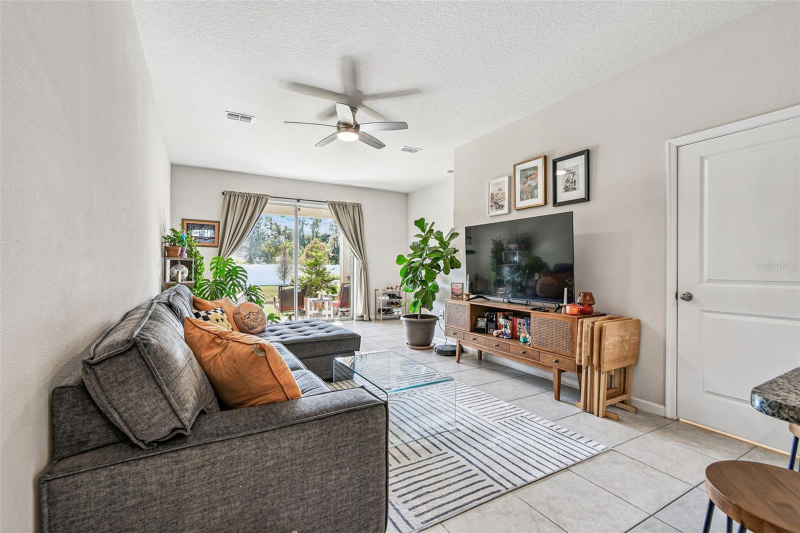 TIMBERS/WILLIAMS LNDG TWNHMS - Residential Lease