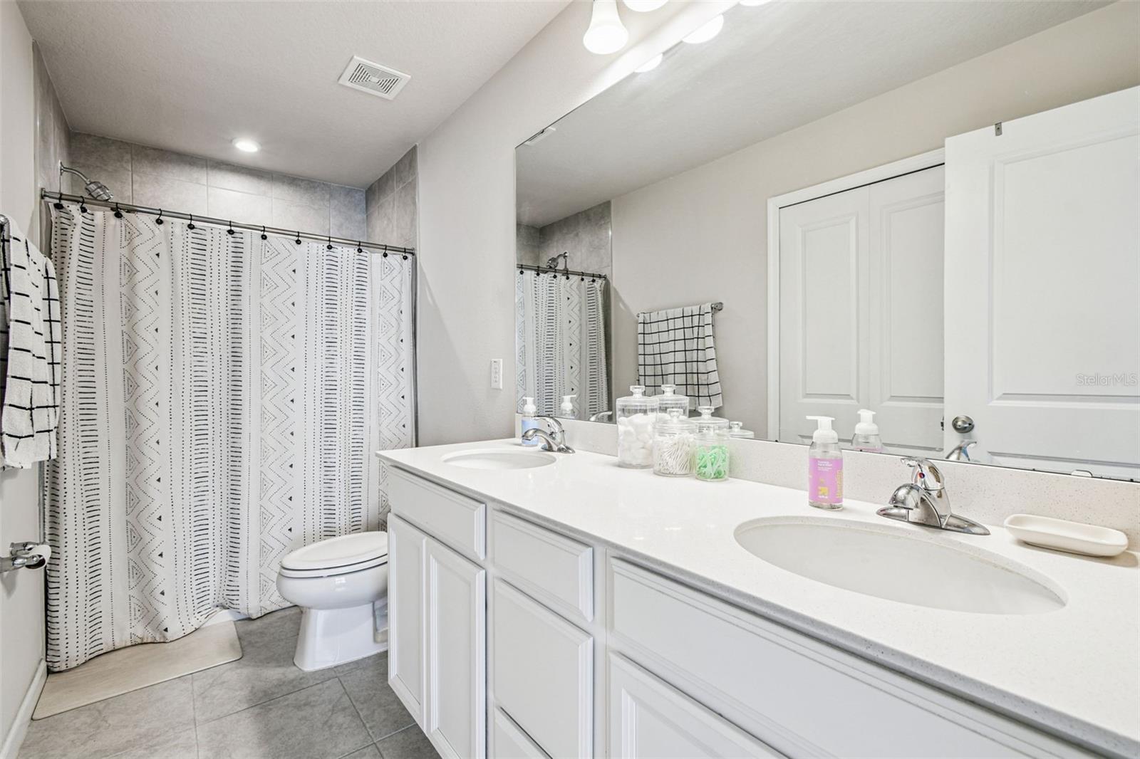 TIMBERS/WILLIAMS LNDG TWNHMS - Residential Lease