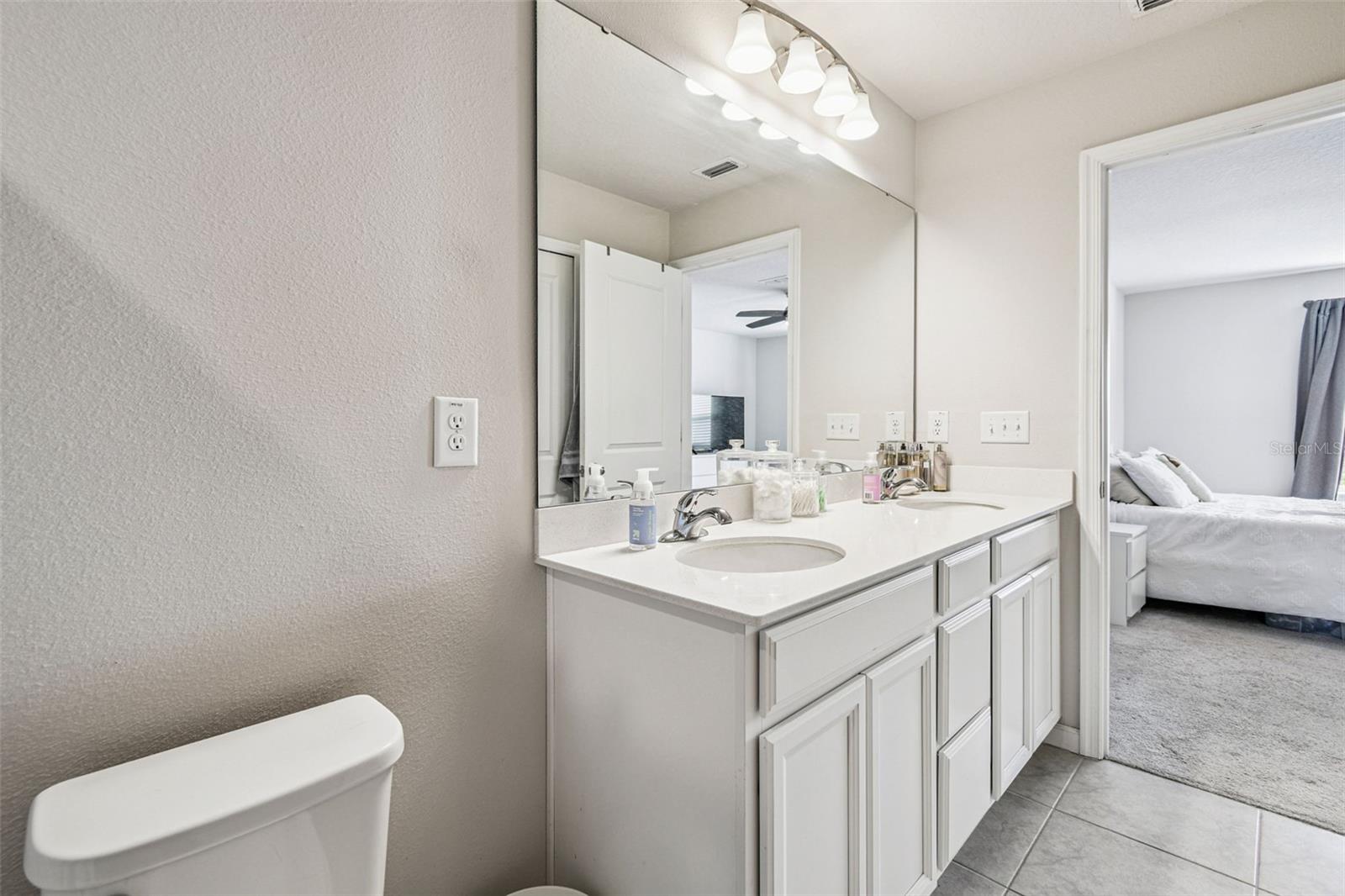 TIMBERS/WILLIAMS LNDG TWNHMS - Residential Lease