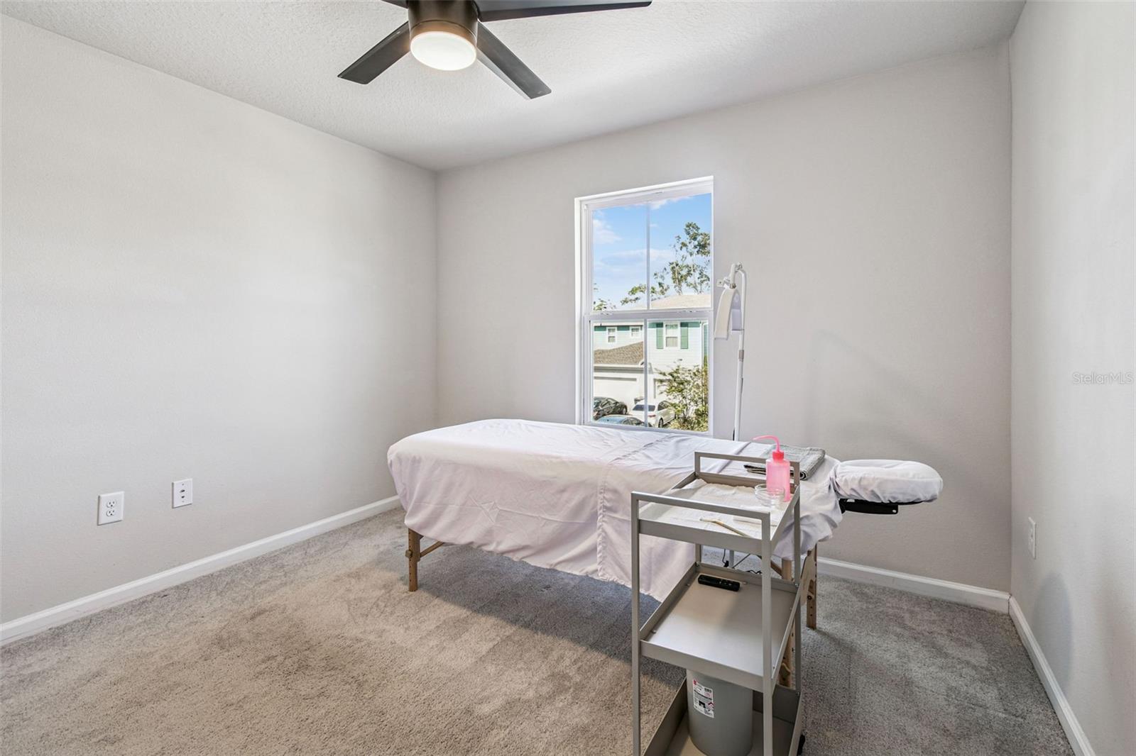 TIMBERS/WILLIAMS LNDG TWNHMS - Residential Lease