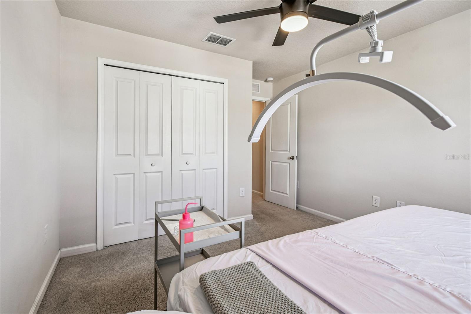 TIMBERS/WILLIAMS LNDG TWNHMS - Residential Lease