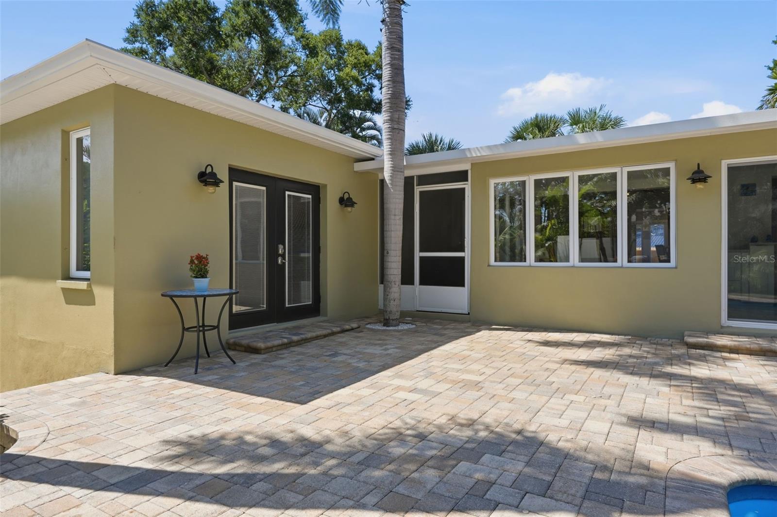 SUNSET HILLS - Residential