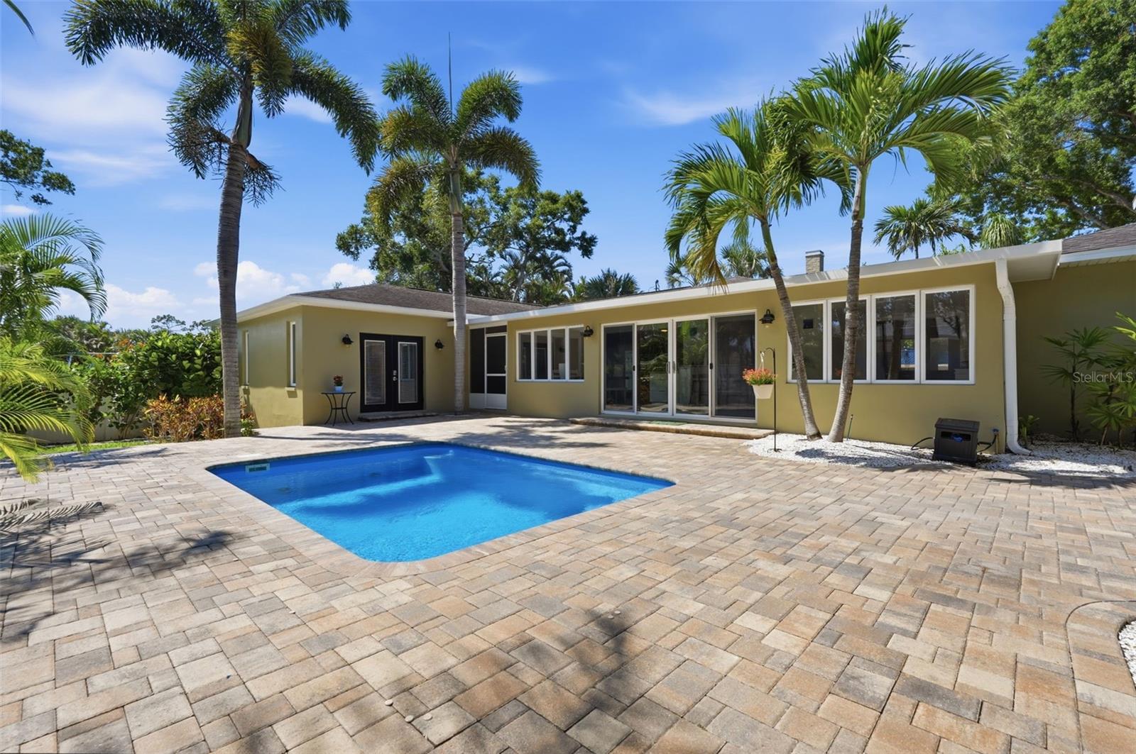 SUNSET HILLS - Residential