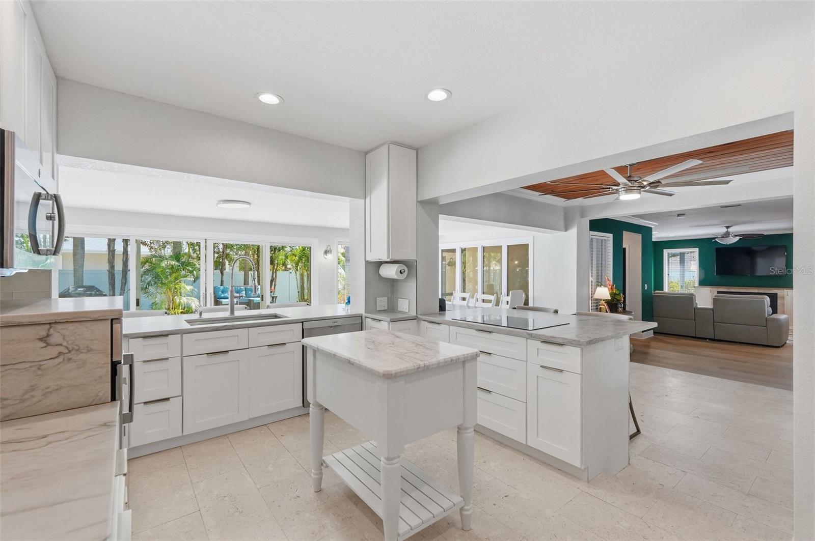 SUNSET HILLS - Residential