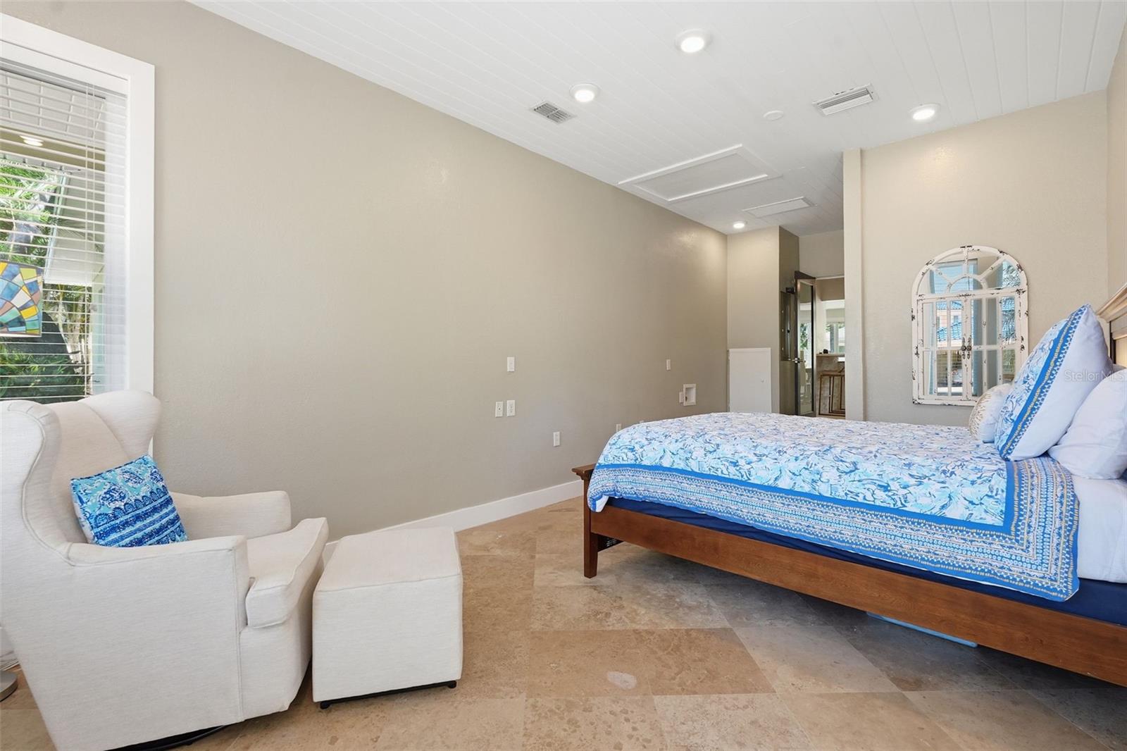 SUNSET HILLS - Residential