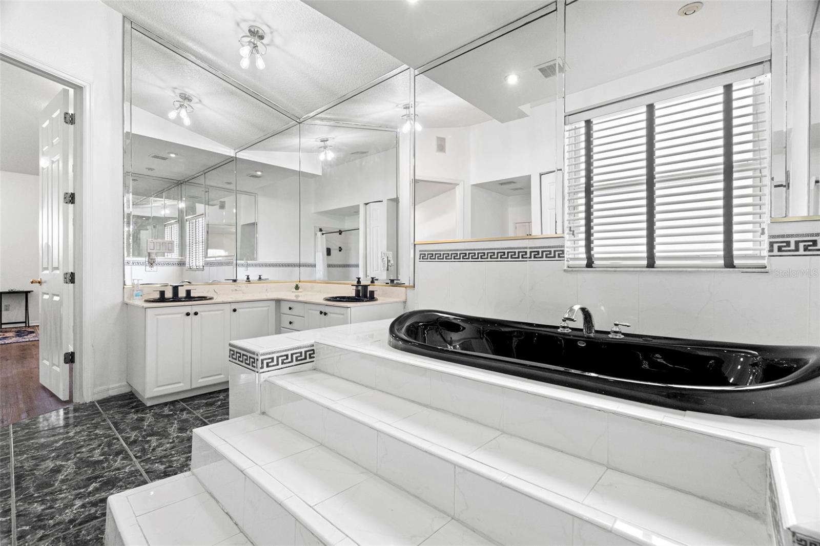 HAMLIN HILL ESTATES - Residential