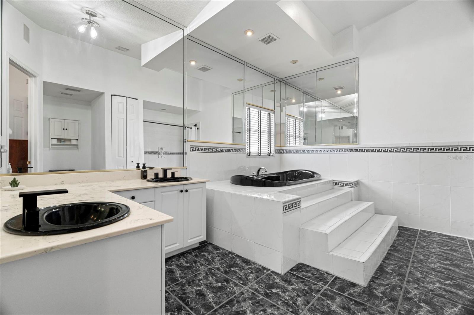 HAMLIN HILL ESTATES - Residential