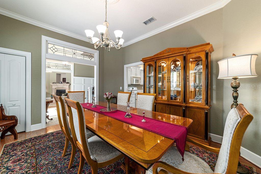 GLENVIEW - Residential